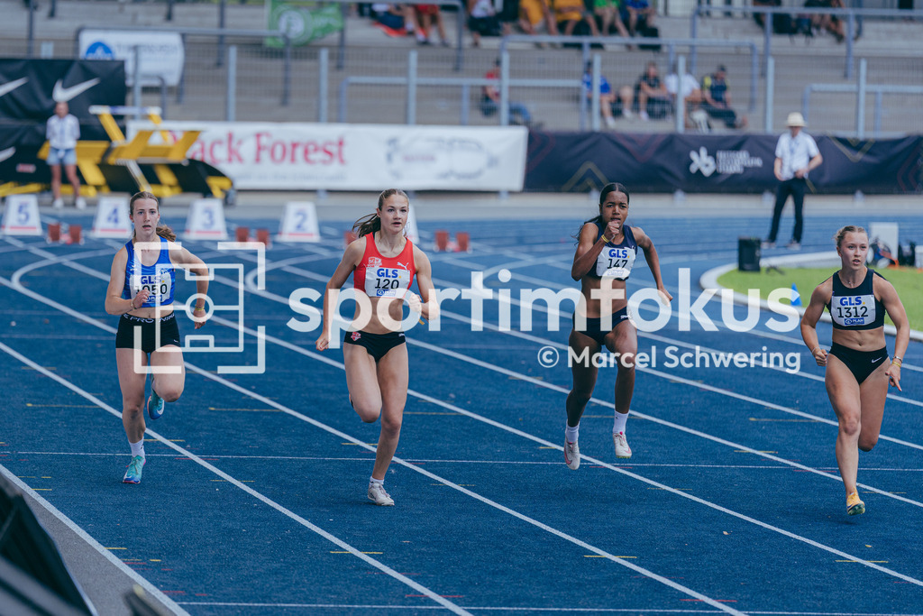 DM U23 U18 Bochum 2026 | Neela Holtz (SC Potsdam e.V.), Startnummer 120, 100-Meter-Lauf Vorlauf wU18,Deutsche Meisterschaften der U18 &amp; U23 2026, Lohrheidestadion Bochum-Wattenscheid, 04.07.2026 Foto: Marcel Schwering / sportimfokus - Realisiert mit Pictrs.com