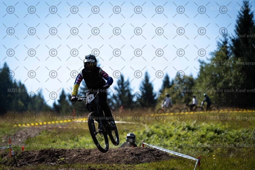 x-191 | mzredits - Realisiert mit Pictrs.com