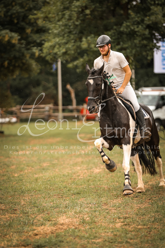 17.SaStA00235 | Leoni Ertmer Photography - Realisiert mit Pictrs.com
