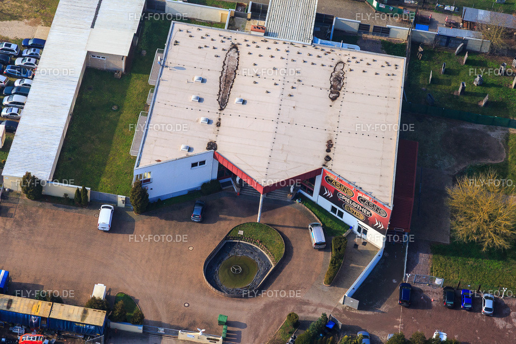 Gewerbegebiet Horst mit PLAY POINT Spielhalle, HA Automobile https://www.play-point.net/ | Luftbild: Gewerbegebiet Horst mit PLAY POINT Spielhalle, HA Automobile https://www.play-point.net/ im Ortsteil Minderslachen in Kandel im Bundesland Rheinland-Pfalz in Deutschland. Foto: IMG_104695.jpg vom 08.02.2018 durch Werner Riehm/FLY-FOTO.de - Realisiert mit Pictrs.com