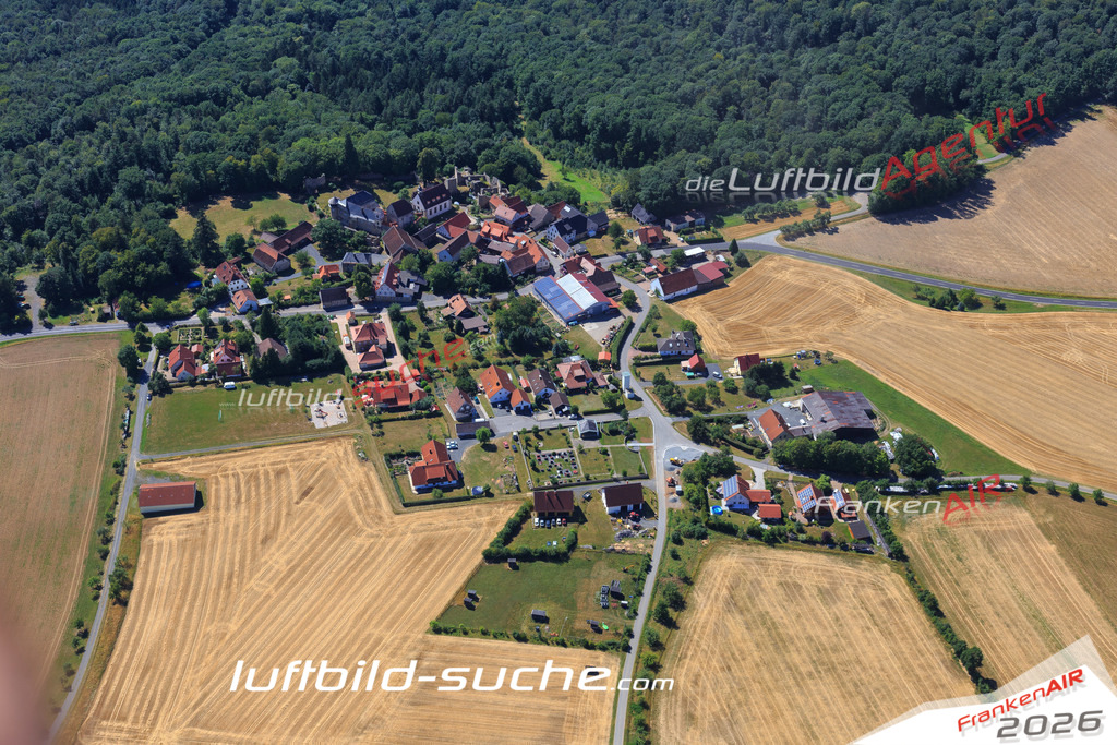 Luftbild von  Pfarrweisach - Luftaufnahme wurde 2015 von https://frankenair.de mittels Flugzeug (keine Drohne) erstellt - die Geschenkidee