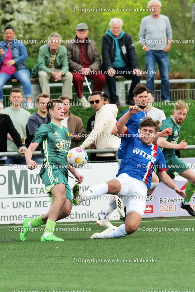 Fußball : Bezirksliga : SV 08/29 Friedrichsfeld - SUS 09 Dinslaken am 07.04.2024 | Fußball : Bezirksliga : SV 08/29 Friedrichsfeld - SUS 09 Dinslaken am 07.04.2024
 - Realisiert mit Pictrs.com