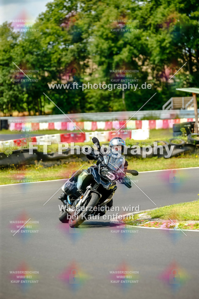 VBK-4856 | Hier findet Ihr Bilder von Touristenfahrten auf der Nürburgring Nordschleife oder von anderen Veranstaltungen die ich besucht habe. Viel Spass beim Durch Schauen 