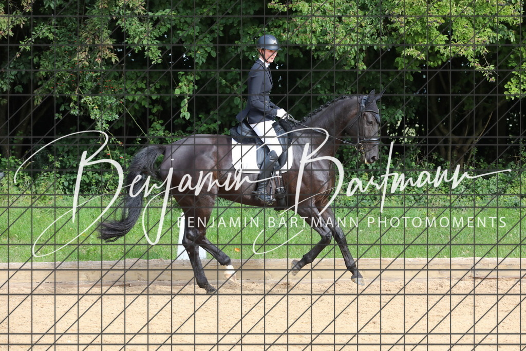 AZ2A1962 | Benjamin Bartmann Photomoments