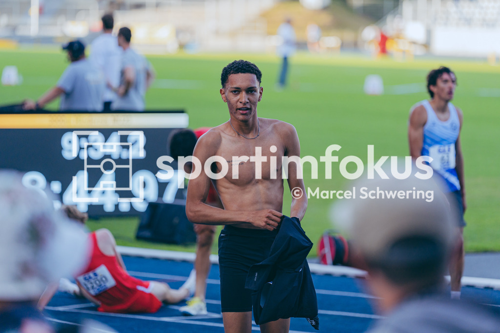 DM U23 U18 Bochum 2026 | Noah Cais (Laufgemeinschaft Wehringen) bei den Deutschen Meisterschaften der U18 &amp; U23 2026 im Lohrheidestadion in Bochum-Wattenscheid. - Realisiert mit Pictrs.com
