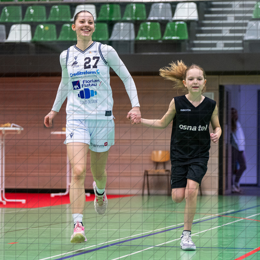2. DBBL Nord 25/26 | Spieltag 15 | BBC Osnabrück vs. New Baskets Oberhausen | 18.01.26: 2. DBBL Nord 25/26 | Spieltag 15 | BBC Osnabrück vs. New Baskets Oberhausen / Osnabrück / Deutschland  //   CREDIT:www.bullenfotos.de, Martin König, Hörner Weg 40, D-49078 Osnabrück, +4917663732967 // Nutzung und Weitergabe nur zu den vereinbarten Zwecken. Presseanfragen an Ersteller. Alle Rechte beim Ersteller. Honorierung nach MFM. - Realisiert mit Pictrs.com