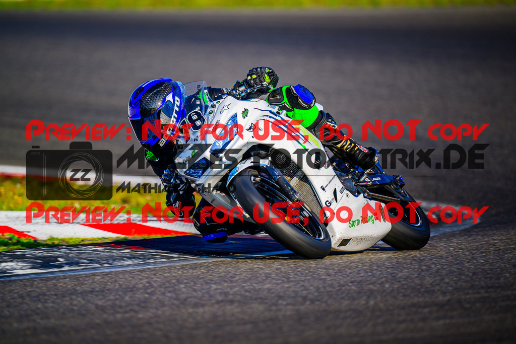 MaZZes_FotoMatrix_240901_6007705_4498 | SSP300