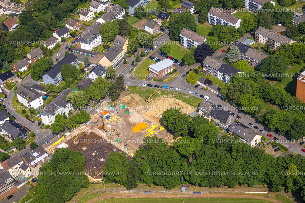Gladbeck220501799 | Luftbild, Baustelle am Sportplatz Dorstener Straße, Zweckel, Gladbeck, Ruhrgebiet, Nordrhein-Westfalen, Deutschland