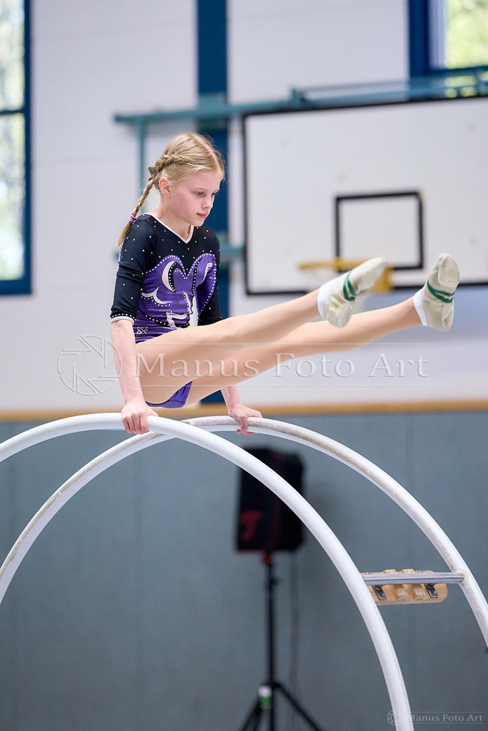 C-DSC07403 | Professionelle Sportfotografie in Hamburg, Schleswig-Holstein und Niedersachsen – spezialisiert auf Rhönrad, Geräteturnen, Leistungsturnen und rhythmische Sportgymnastik. Bundesweite Begleitung von Rhönrad-Events. Jetzt Sport-Fotos - Realisiert mit Pictrs.com
