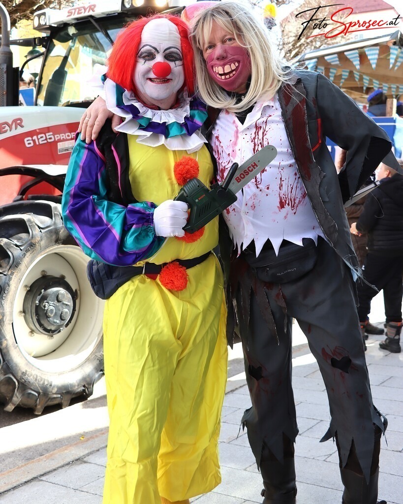 fasching-mariazell2025 (16) | Mit meiner Kamera halte ich besondere Augenblicke, faszinierende Landschaften und interessante Details fest. Dabei entstehen ganz unterschiedliche Aufnahmen – von stimmungsvollen Landschaftsfotografien und beeindruckenden Drohnenaufnahmen über Pressefotos - Realisiert mit Pictrs.com