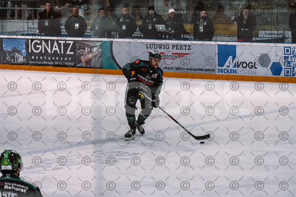 Alligators_vs_Passau_26_12_2025-078 | Höchstadt Alligators Fotogalerie: Eishockey-Action aus Franken. Professionelle Spielfotos, Portraits & Stadionbilder zum Download. Jetzt entdecken! - Realisiert mit Pictrs.com