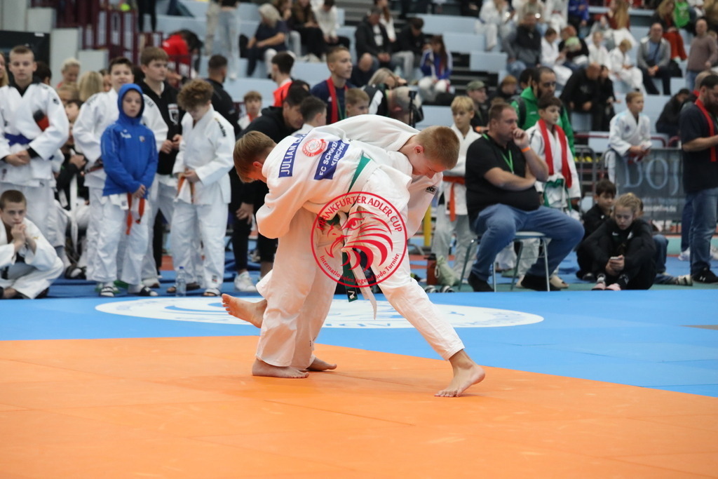 1J7A2820 | Fotos vom Adler Cup - Pictures from Adler Cup

Hier findet Ihr alle Eindrücke und großen Momente der Adler Cup Wochenenden. Here you will find all impressions and great moments of the Adler Cup weekends. - Realisiert mit Pictrs.com