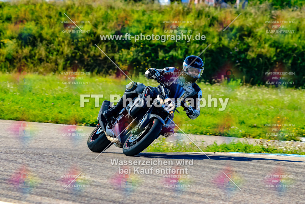 047-2098 | Hier findet Ihr Bilder von Touristenfahrten auf der Nürburgring Nordschleife oder von anderen Veranstaltungen die ich besucht habe. Viel Spass beim Durch Schauen 