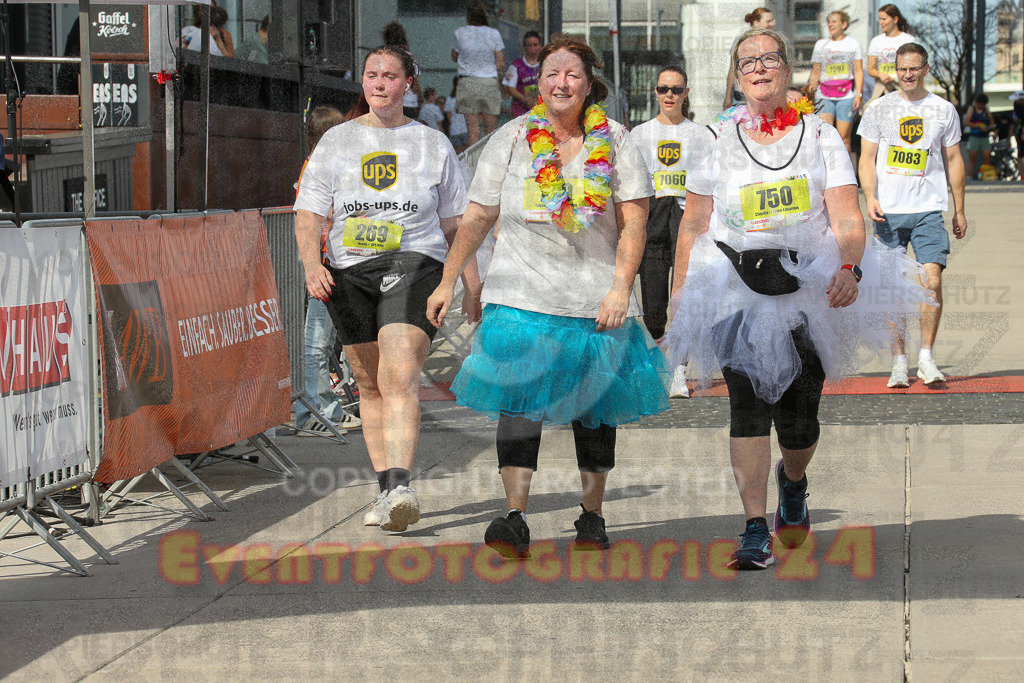 250920_1353_EX1_7019 | Sportfotografie im Rhein-Sieg Kreis, Köln, Bonn, NRW, Rheinland Pfalz, Hessen, etc. Unser Tätigkeitsfeld umfasst den Laufsport vom Volkslauf über den Marathon, Duathlon, Triathon bis zum Ultralauf wie Kölnpfad Ultra oder Schindertrail.