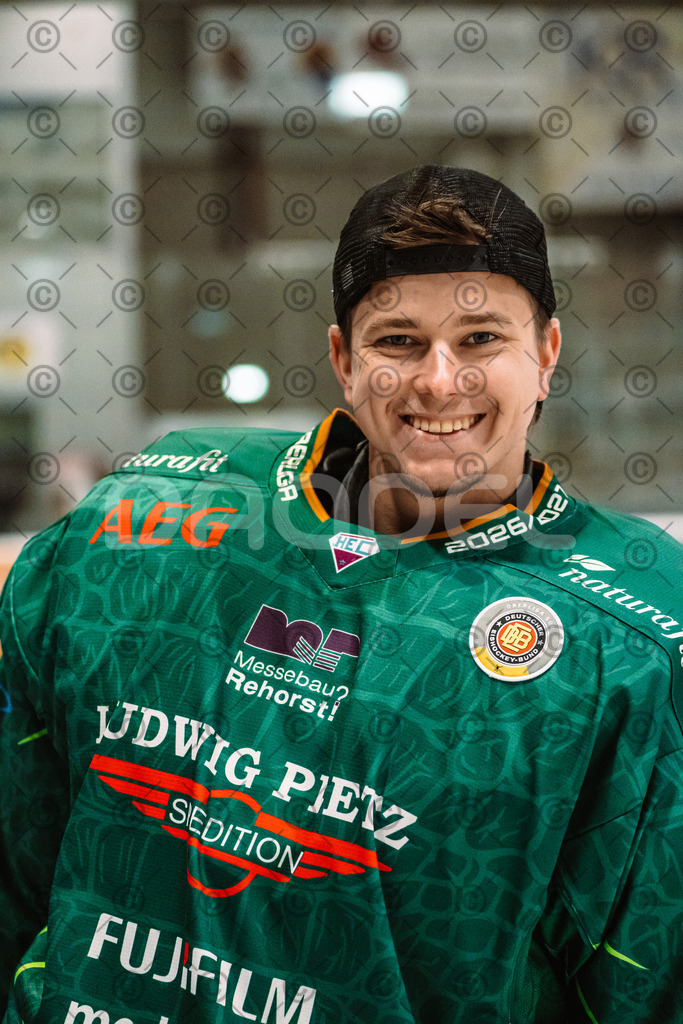 Alligators_vs_Selb_13_09_2026-68 | Die Fotogalerie von Daddel: professionelle Bilder von Sport, Events und Unternehmen aus Franken. Jetzt Galerien durchstöbern und Lieblingsfotos bestellen. - Realisiert mit Pictrs.com