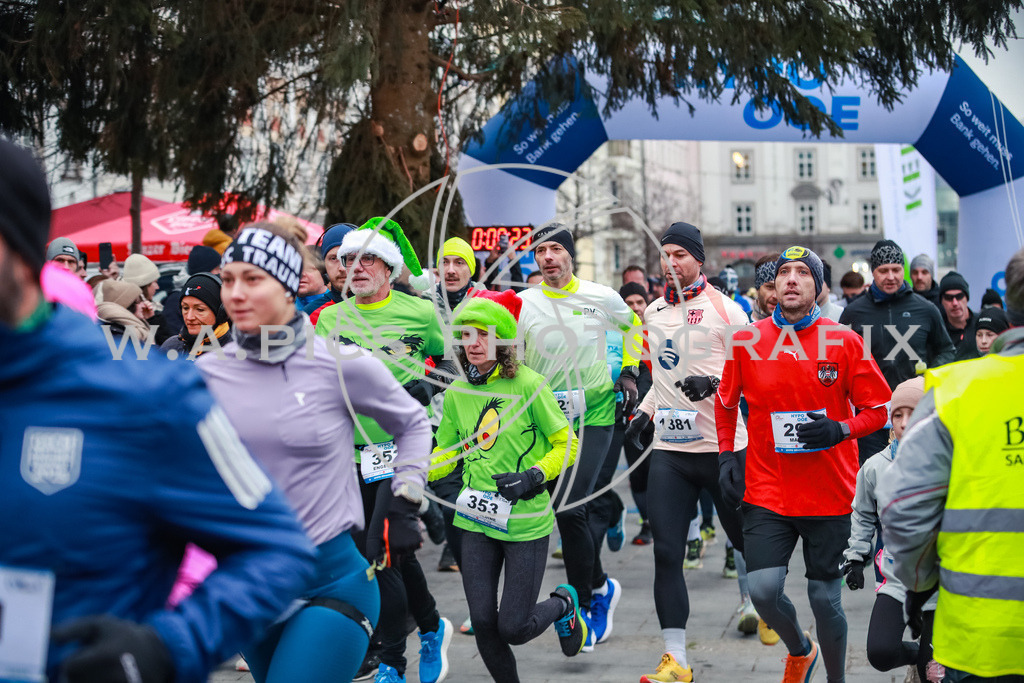 SILVESTERLAUF LINZ 25 | Linz, AUSTRIA, 31. Dezember 25, TRIRUN SILVESTERLAUF LINZ 25 , Image shows: 
Photo: WAPICS / BINDER Manuel