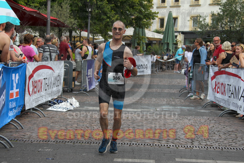 250824_1347_EV4_0637 | Sportfotografie im Rhein-Sieg Kreis, Köln, Bonn, NRW, Rheinland Pfalz, Hessen, etc. Unser Tätigkeitsfeld umfasst den Laufsport vom Volkslauf über den Marathon, Duathlon, Triathon bis zum Ultralauf wie Kölnpfad Ultra oder Schindertrail.