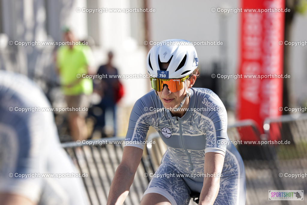 277_VJ__5885 | Neusiedlersee Radmarathon 2026@sportshot_your_pictrs #yourpictures#roadtowm2029 #nrm #neusiedlerseeradmarathon #neusiedlersee #neusiedlerseetourismus #burgenland #mörbisch #nrm26 #burgenlandtourismus #voglundco #poweredbyburgenlandtourismus #radsport #rad #marathon #ucigranfondo #visitburgenland #ucigranfondoworldseries
