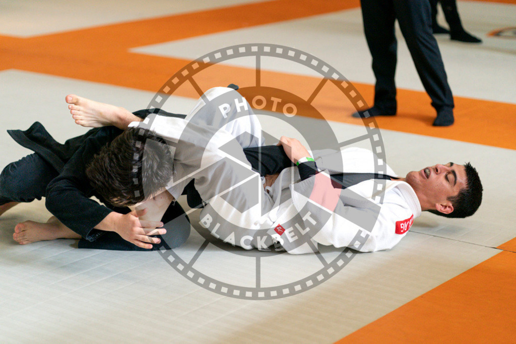 20240915PBB1398 | Athletes compete during the Grappling Industries’ grappling and Brazilian jiu-jitsu competition in Berlin, on September 15, 2024.