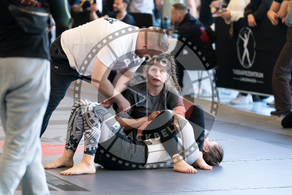 20250329PBB1415 | Fighters compete during the International Luta Livre (ILLCS) Germany IX Spring 2025 Competition spring on March 29, 2025 in Hannover, Germany.© Chiara Dazi