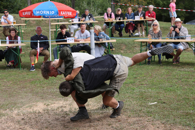 Ringen am Wachsenberg | Bildershop von pixelworld.at - Realisiert mit Pictrs.com