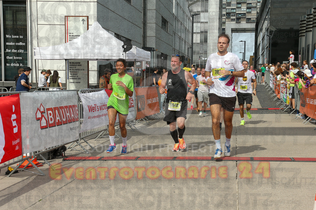 250920_1329_EX1_4956 | Sportfotografie im Rhein-Sieg Kreis, Köln, Bonn, NRW, Rheinland Pfalz, Hessen, etc. Unser Tätigkeitsfeld umfasst den Laufsport vom Volkslauf über den Marathon, Duathlon, Triathon bis zum Ultralauf wie Kölnpfad Ultra oder Schindertrail.
