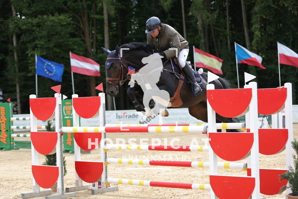 0P6A8627 | Willkommen bei Brunnmayr - Design & Fotografie – Ihrem Spezialisten für Reitturniere und Pferdeveranstaltungen in Oberösterreich, Salzburg und Bayern! Seit über 17 Jahren sind wir leidenschaftlich dabei.