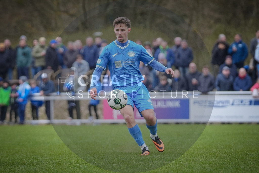 Fußball, Herren, Saison 2025/2026, Landespokal Brandenburg, Halbfinale, RSV Eintracht 1949 vs. VfB 1921 Krieschow, Samstag 28.03.2026, Sportplatz-Heinrich-Zille-Straße | Fußball, Herren, Saison 2025/2026, Landespokal Brandenburg, Halbfinale, RSV Eintracht 1949 vs. VfB 1921 Krieschow, Samstag 28.03.2026, Sportplatz-Heinrich-Zille-Straße, Im Bild: Tom Fron (RSV) - Realisiert mit Pictrs.com