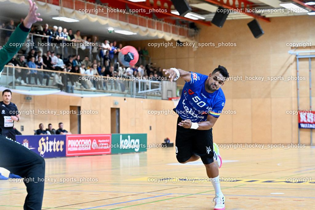 SC Ferlach vs. HC Linz AG 11.10.2023 | #50 GONZALEZ-MARTINEZ Adonis SC Ferlach, SC Ferlach vs. HC Linz AG 11.10.2023, SC Ferlach vs. HC Linz AG am 11.10.2023 in Ferlach (Ballspielhalle Ferlach), Austria, (Photo by Bernd Stefan)