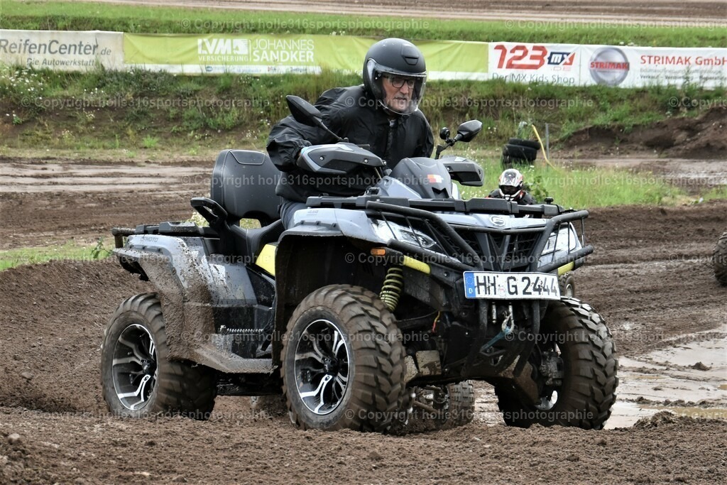 DSC_0057 (2) | Sportfotografie , Motorsport, Motoross, Reitsport, Mointainbike, Enduro,
Landschaft , Outdoor, Eventfotografie, Landschaft, Bilder online bestellen - Realisiert mit Pictrs.com