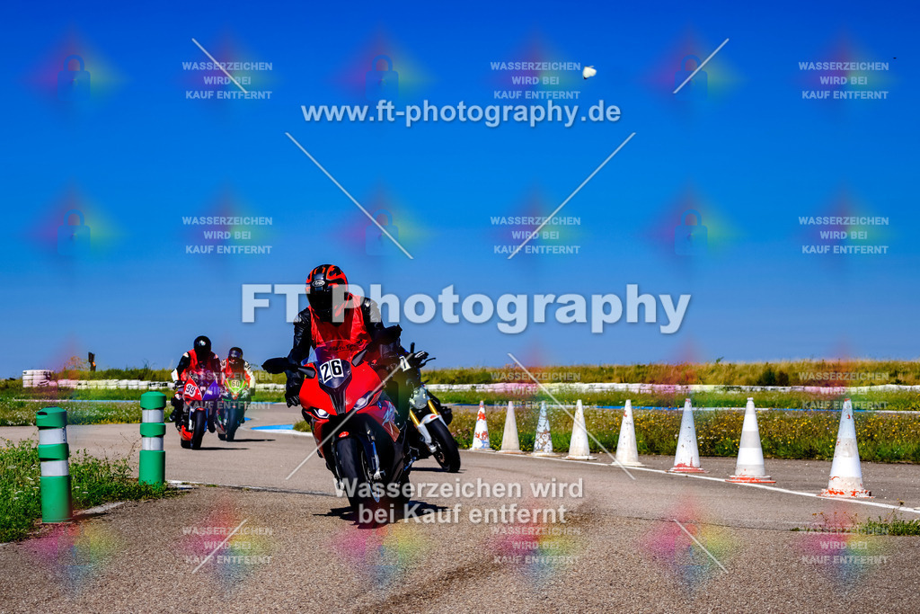 026-3036 | Hier findet Ihr Bilder von Touristenfahrten auf der Nürburgring Nordschleife oder von anderen Veranstaltungen die ich besucht habe. Viel Spass beim Durch Schauen 