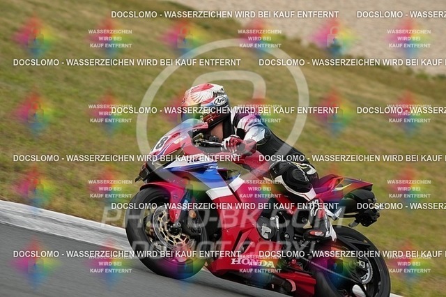 2025_09_01_PBK_43204 | Sportfotografie; SlowMotion; Video; Rennstrecke; Hafeneger; RSE; Speer; Trackday; Motorsportarena; Hockenheimring; Brno; Most; Barcelona; Valencia, Benny; Kaetzmer;
