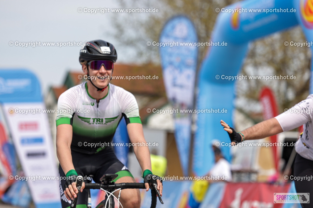 VJ__9536 | Neusiedlersee Radmarathon 2026@sportshot_your_pictrs #yourpictures#roadtowm2029 #nrm #neusiedlerseeradmarathon #neusiedlersee #neusiedlerseetourismus #burgenland #mörbisch #nrm26 #burgenlandtourismus #voglundco #poweredbyburgenlandtourismus #radsport #rad #marathon #ucigranfondo #visitburgenland #ucigranfondoworldseries