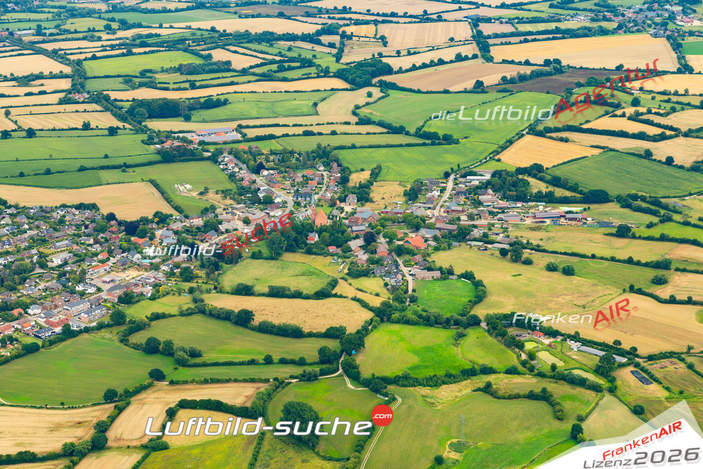 Das Luftbild der Stadt Sandesneben wurde 2022 vom Flugzeug heraus erstellt (keine Drohnen-Aufnahmen) Aufnahmehöhe ca.450 Meter- hohe Bildauflösung und Druck-Qualität. Garantiert!
