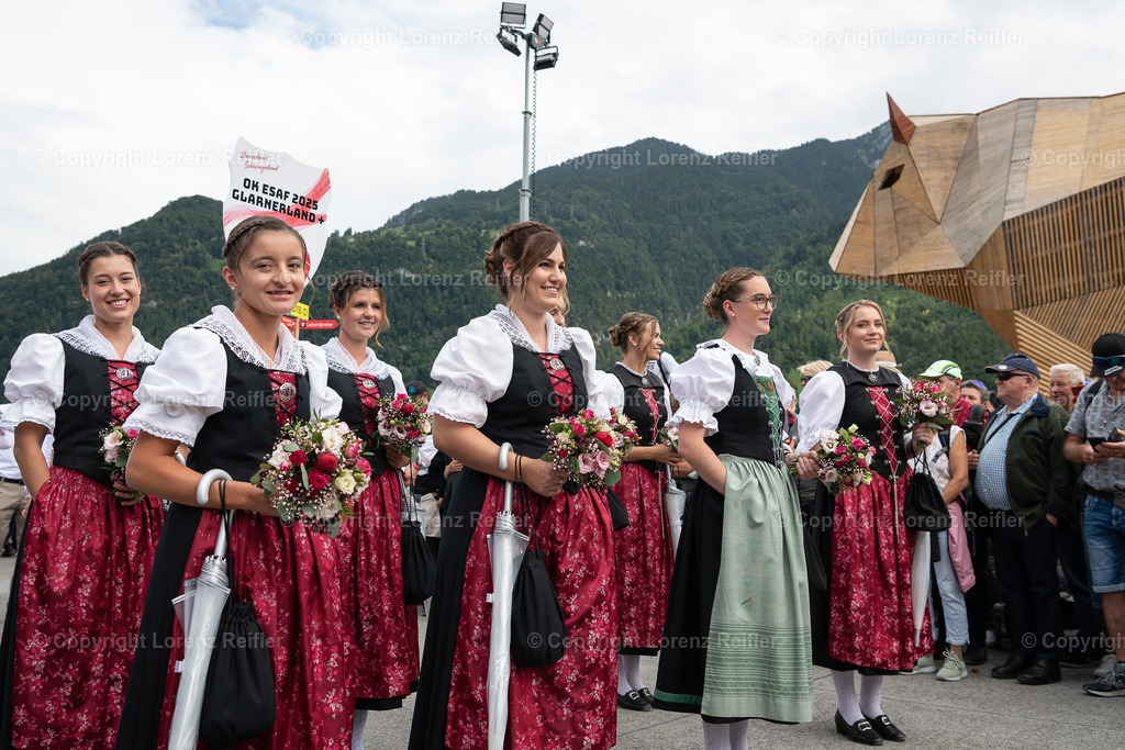 Schwingen -  ESAF Freitag Festumzug 2025 | Mollis, 29.8.25, Schwingen - ESAF Freitag Festumzug.