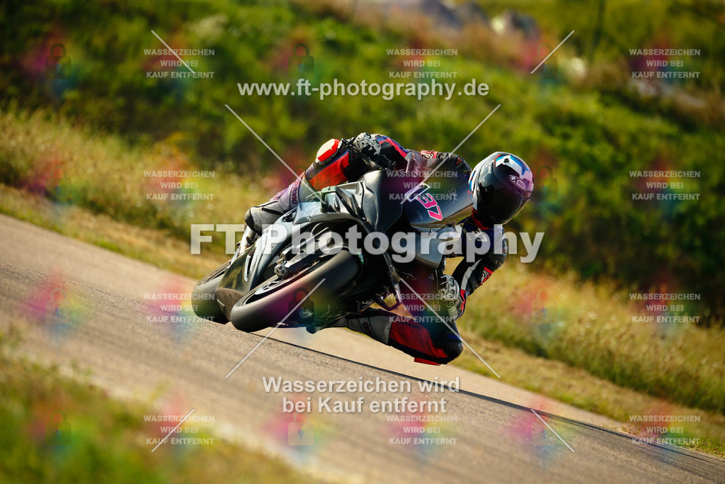 _MOT6073 | Hier findet Ihr Bilder von Touristenfahrten auf der Nürburgring Nordschleife oder von anderen Veranstaltungen die ich besucht habe. Viel Spass beim Durch Schauen 