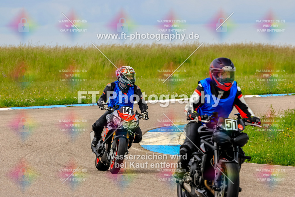 MotoTeam-2387 | Hier findet Ihr Bilder von Touristenfahrten auf der Nürburgring Nordschleife oder von anderen Veranstaltungen die ich besucht habe. Viel Spass beim Durch Schauen 