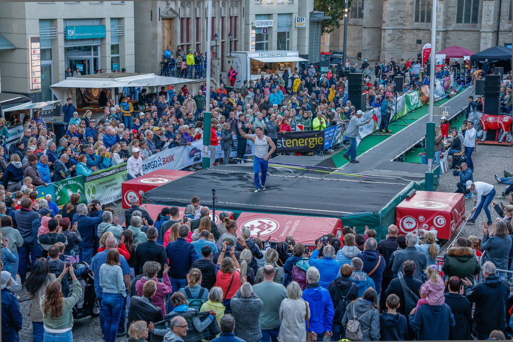 top-top.de 240913-195 | Foto, Video, Fotografie, Videografie, Fotobox, DJ, Discjockey, Musik, Musikbox, Veranstaltung, Photobooth, Amazon, Ebay, Buchtipp, Bestseller, Autor, Verlag, Buch, Wesel, Hamminkeln, NRW, Dinslaken, Rees, Drohne, Hochzeit, Party, Fotobox, Wesel, Fotograf