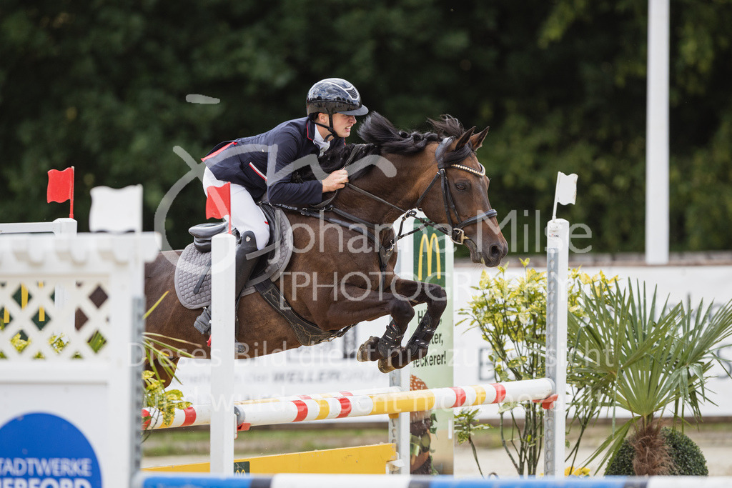 230729_BHO_PonyTrophy-619 | Deine schönsten Turniermomente als professionelle Fotos! Entdecke hochwertige Pferdesport-Fotografie im Online-Shop. Jetzt Fotos finden & bestellen!