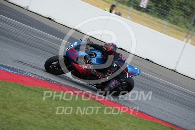 2024_08_05_PBK_13539 | Sportfotografie; SlowMotion; Video; Rennstrecke; Hafeneger; Speer; Racing; RSE; BMW; CBO; Trackday; Motorsportarena; Hockenheimring; Brno; Most; Barcelona; Valencia