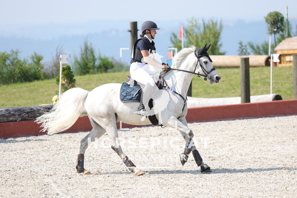 0P6A7631 | Willkommen bei Brunnmayr - Design & Fotografie – Ihrem Spezialisten für Reitturniere und Pferdeveranstaltungen in Oberösterreich, Salzburg und Bayern! Seit über 17 Jahren sind wir leidenschaftlich dabei.