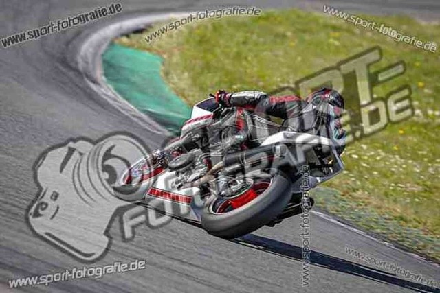 pubi7989 | Professionelle Fotos von Sportveranstaltungen, aber auch Hochzeiten und anderen Events. - Realisiert mit Pictrs.com