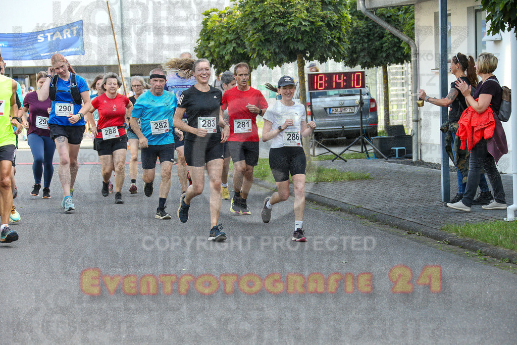 250801_1814_EX1_6519 | Sportfotografie im Rhein-Sieg Kreis, Köln, Bonn, NRW, Rheinland Pfalz, Hessen, etc. Unser Tätigkeitsfeld umfasst den Laufsport vom Volkslauf über den Marathon, Duathlon, Triathon bis zum Ultralauf wie Kölnpfad Ultra oder Schindertrail.