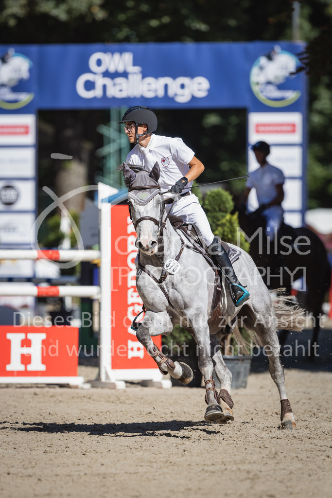 230908_OWLCh_MediumTour-177 | Deine schönsten Turniermomente als professionelle Fotos! Entdecke hochwertige Pferdesport-Fotografie im Online-Shop. Jetzt Fotos finden & bestellen!