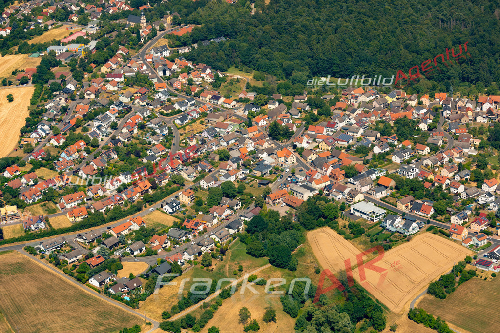 oberafferbach-johannesberg-professionelle-luftbilder-1147-2023 | Das Luftbild zeigt : Oberafferbach Johannesberg - Die Luftaufnahme wurde 2023 vom UL-Flugzeug aus erstellt ( keine Drohne ) - 
Hochauflösende Luftaufnahme - Für grossformatige Ausdrucke geeignet. Die Geschenkidee !
Mit Lizenz und Bildrechte bestellbar