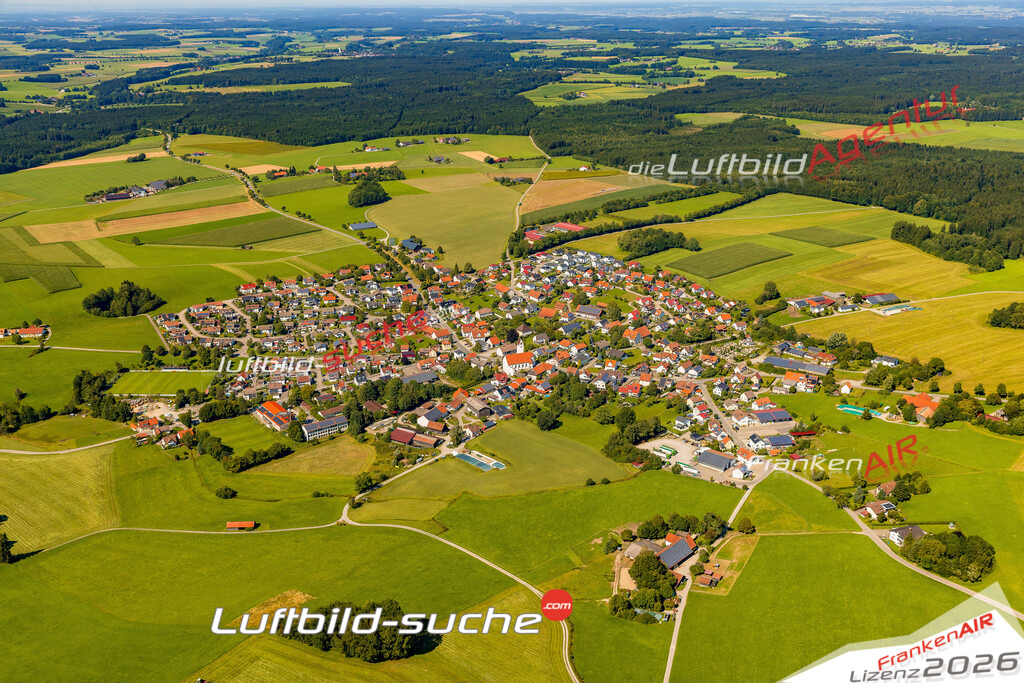 Luftaufnahme von Seibranz Bad Wurzach Bild- Das Luftbild wurde 2025 vom UL-Flugzeug heraus erstellt ( keine Drohne ) - Hochauflösende Luftaufnahme -Nicht vergleichbar mit Google Maps oder Satelittenbilder- Die Geschenkidee !Mit Lizenz und Bildrechte bestellbar