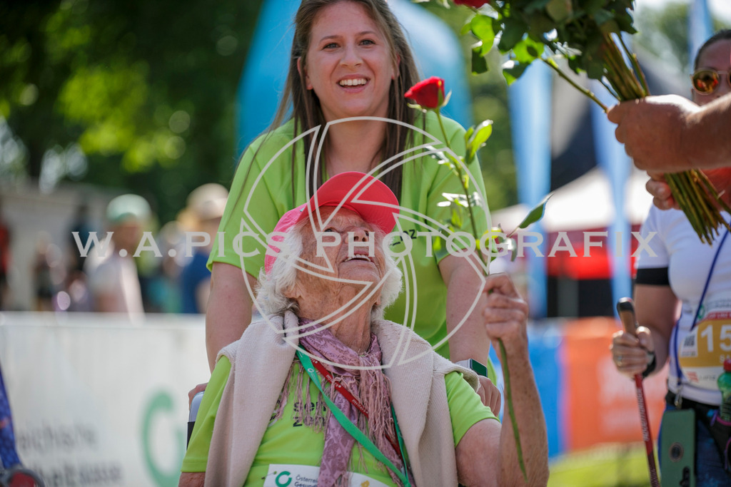 20250622-AW_M2549 | AUSTRIA, 22.06.2025, Linz, OOEGK Frauenlauf Linz Photo: WAPICS / Andreas Willdoner