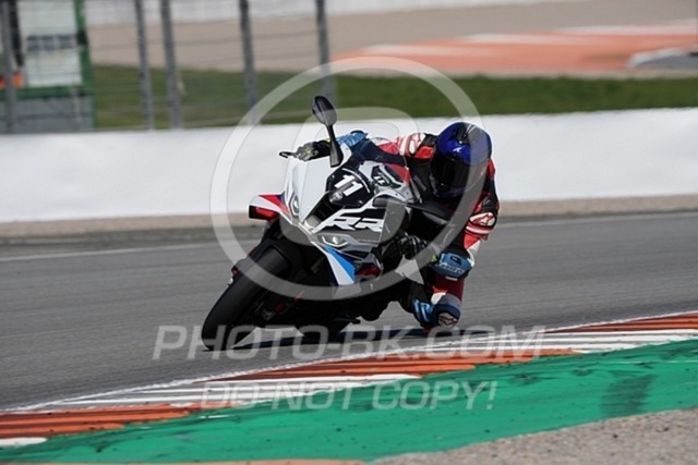 2025_03_29_PBK_21473 | Sportfotografie; SlowMotion; Video; Rennstrecke; Hafeneger; Speer; Racing; RSE; BMW; CBO; Trackday; Motorsportarena; Hockenheimring; Brno; Most; Barcelona; Valencia