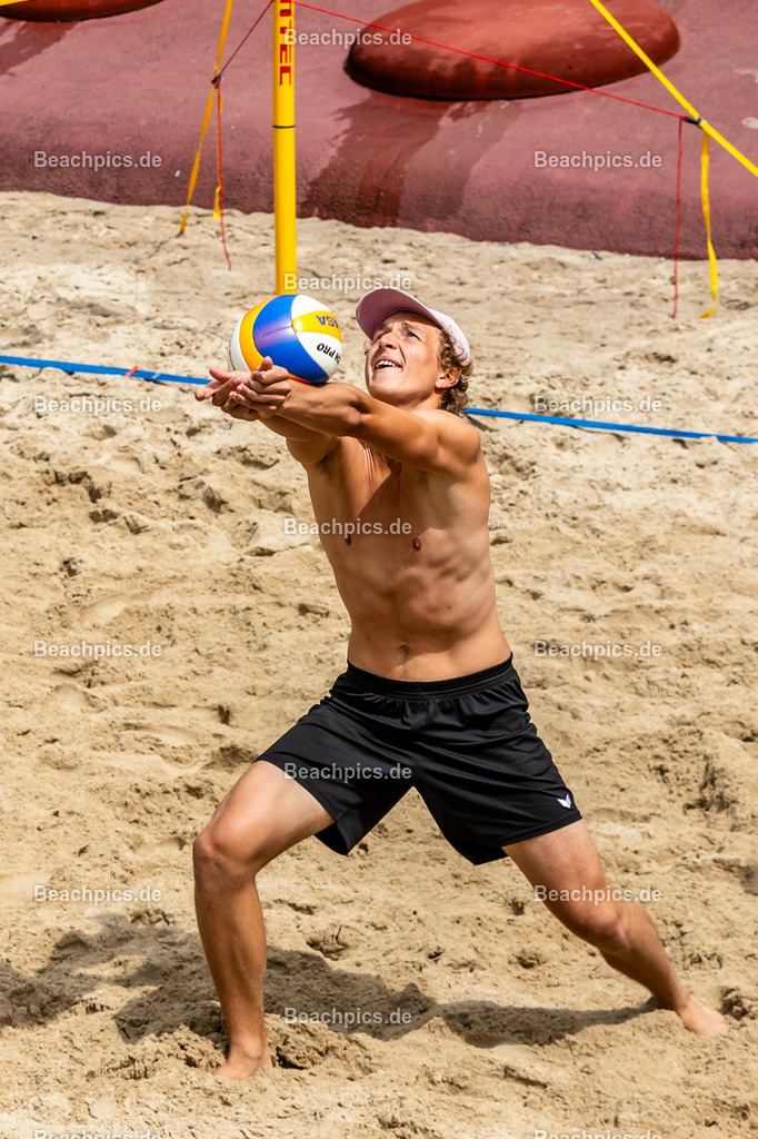 2024-00104738-A-Cup-PVC-91-Potsdam |  22.06.2024; Potsdam Foto: Gerold Rebsch - www.beachpics.de