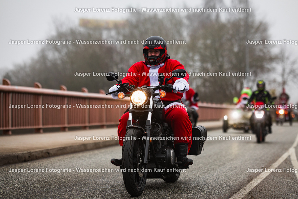 X-Mas Ride I Kiel I 2025 | Jasper Lorenz Fotografie - Realisiert mit Pictrs.com